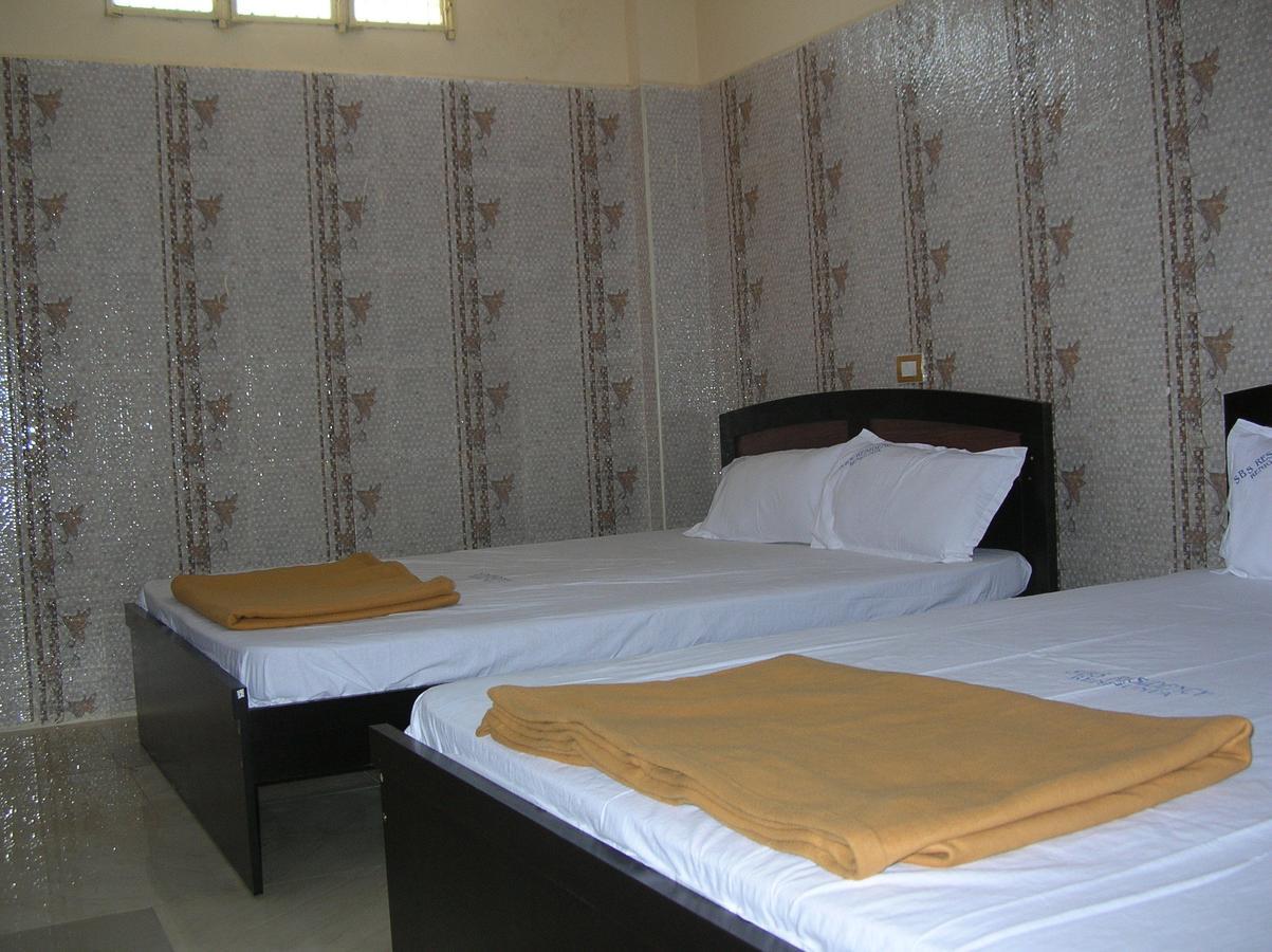 Отель Sbs Residency Tirupati Renigunta Номер фото